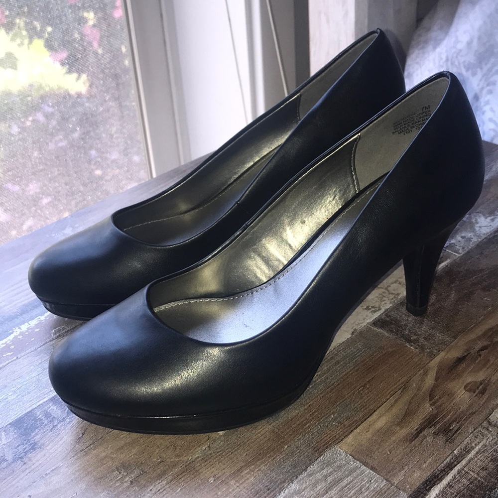 Black heels